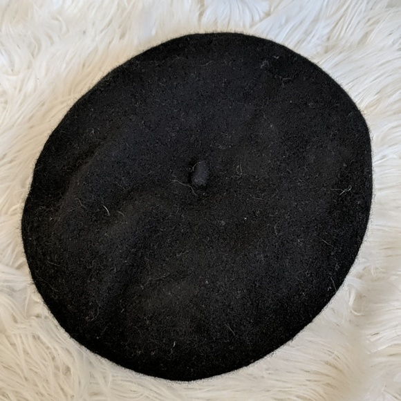 Baby Beret - Picture 2 of 3